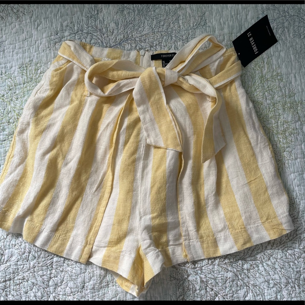 Forever 21 flowy shorts